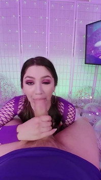 Awek panas bengkung Alyx Star pov selamba deepthroat