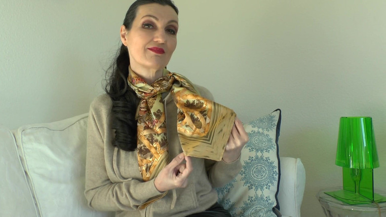 Lady Victoria Valente: Noste hedvábný šátek a masturbujte přede mnou, Lady Victoria Valente