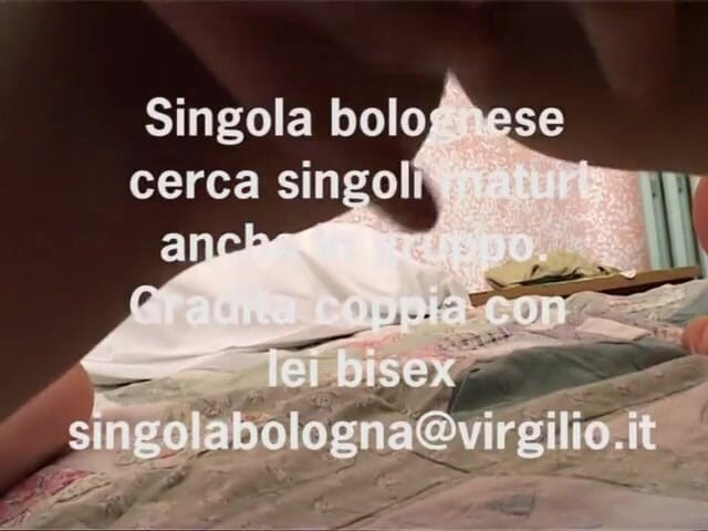 Big Tits World: Italská amatérská děvka s velkými prsy hledá tvrdého ptáka k...