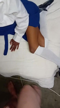 Colegiala De 18 años En Uniforme Follada En Perrito Por Viejo