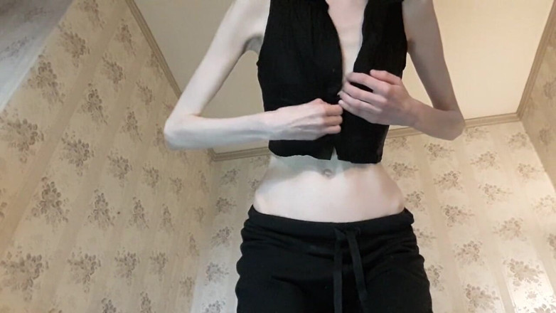 Christy G: Sweet teen deadly wants to fuck