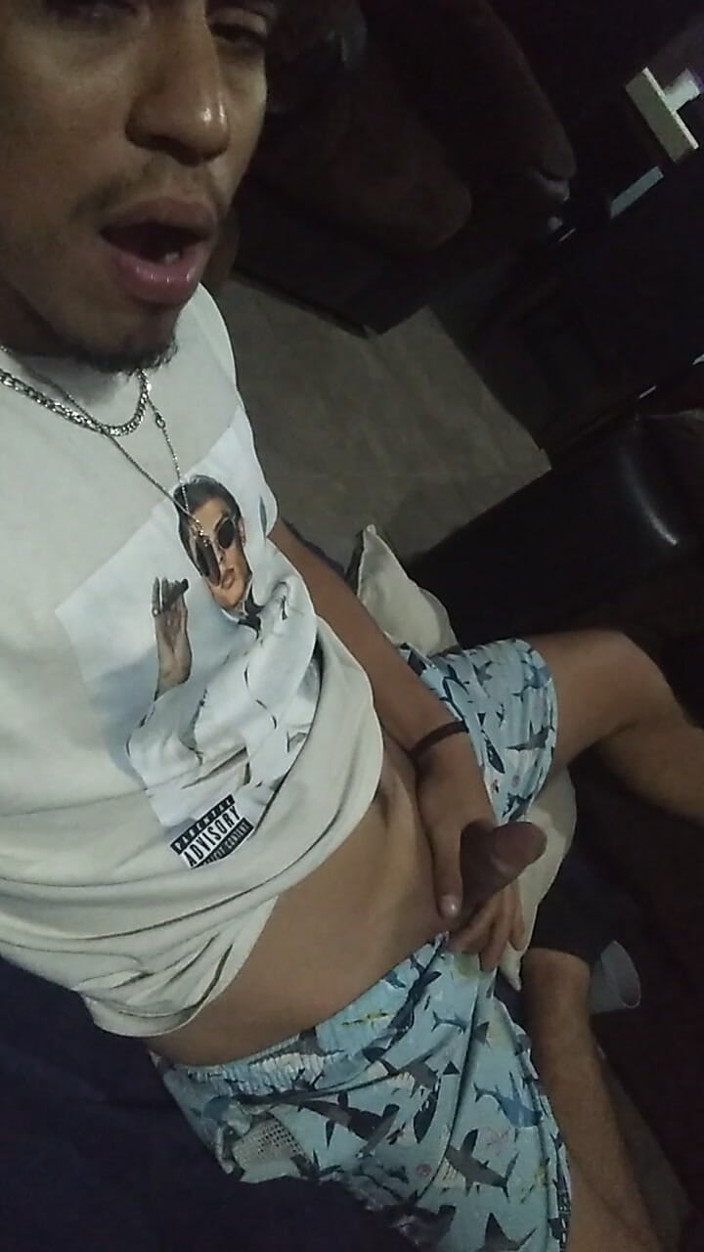 AlexAlejandro13: 누가 나랑 이렇게 맛있게 일찍 일어나고 싶어 하겠어?
