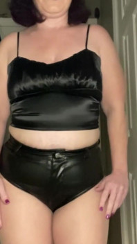 You Love My Face and My Ass. I Want You to Jerk off to Them in This New Video.