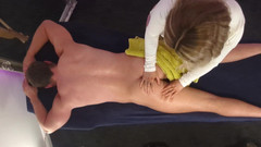 MassageRoomX: Góc nhìn từ trên xuống của nhân viên mát-xa dễ...