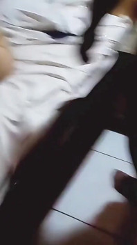 Fanoušek Se Rozpaluje V Manželské Karině
