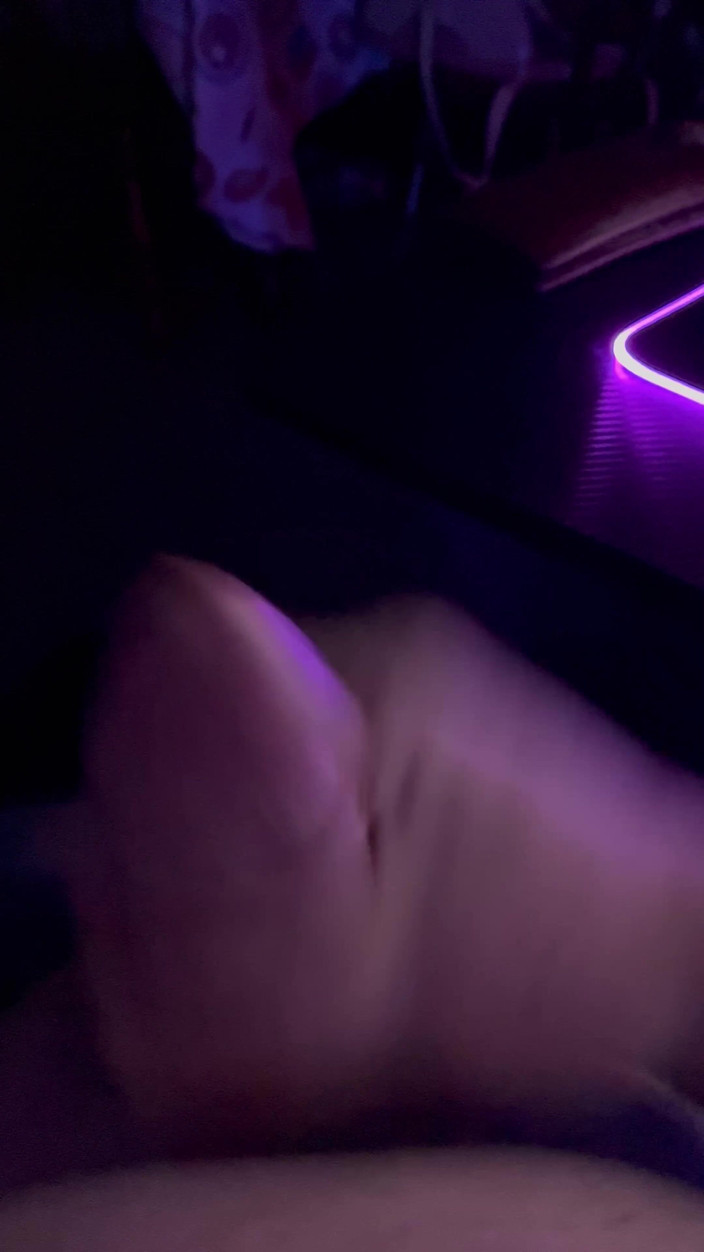 Respawn Daddy: Quick Cum Time While Jerking off