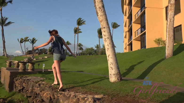 ATK Fans (Girlfriends): Virtual vacation Hawaii with Cece Capella 4/8