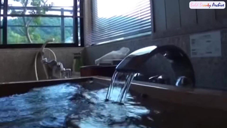 THAT'S WHAT SHE SAID: Ange asiatique 27910