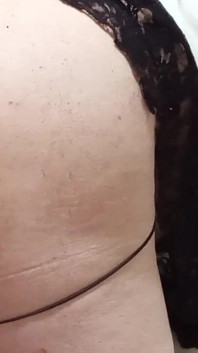 Eu só quero aquele brinquedo na minha bunda.