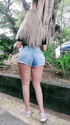 Barbietransxxxx: Tranny na dovolené má sex na pláži