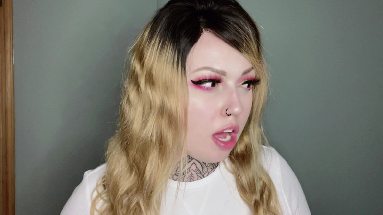 Miss Valentina: Literalmente o toaletă