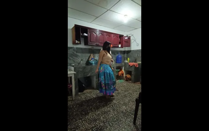 Goky: The Stepcousin Lifts It up Without Touching It