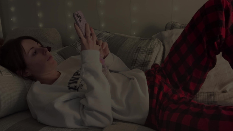 Nadia Foxx: Step sis får sin leksak tillbaka och använder den för...