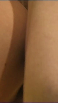 Dos sementales musculosos comparten placer anal y oral crudo