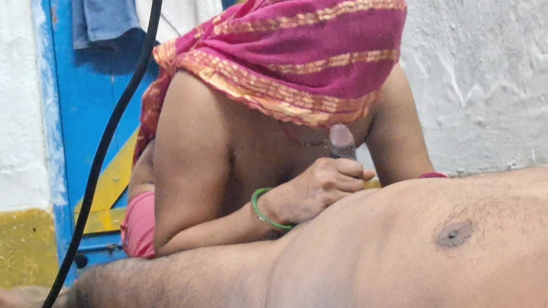 Busty Banuu: Gran polla chupa y folla en video de sexo