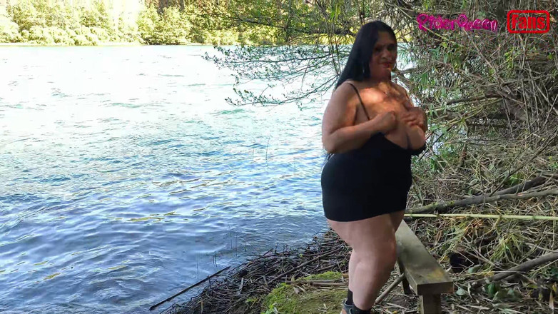 Riderqueen: Petualangan Perjalanan, Video untuk Penggemarku