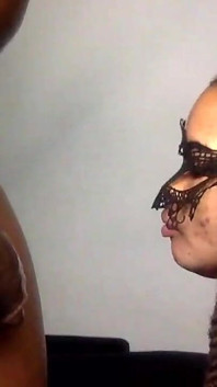 Keseronokan blowjob selamba eboni