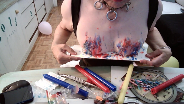 Carlatx: Clavando mis tetas