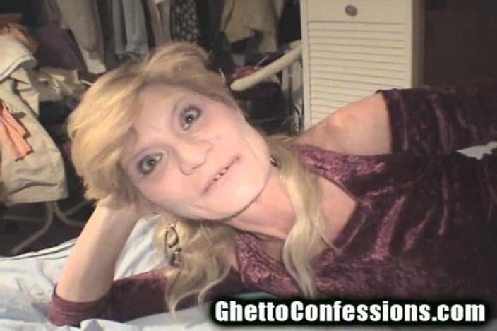Ghetto Confessions: ゲットーおばあちゃんモンスター花嫁のディックしゃぶりオタクグレムリン!