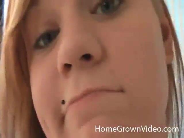 Homegrown Interracial: Ellie mae đút một con cu đen khổng lồ