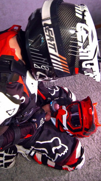 A Vibrating Ring Made Me Cum Hands-free on My Friend's Helmet.