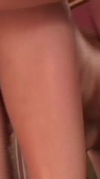 Sedutora morena milf gosta de foda oral e hardcore