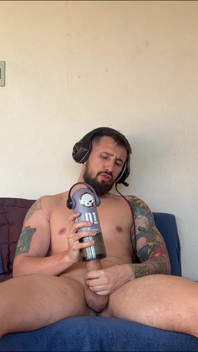 Die Rothaarige Nachbarin Hat Ihre Nachbarin Beim Masturbieren Erwischt Und Endete Mit Einer Spritze in Ihrer Muschi!