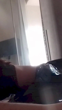MILF Blowjob and Cumshot Inside the Condom