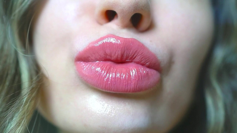 Rarible Diamond: Nude Juicy Kiss