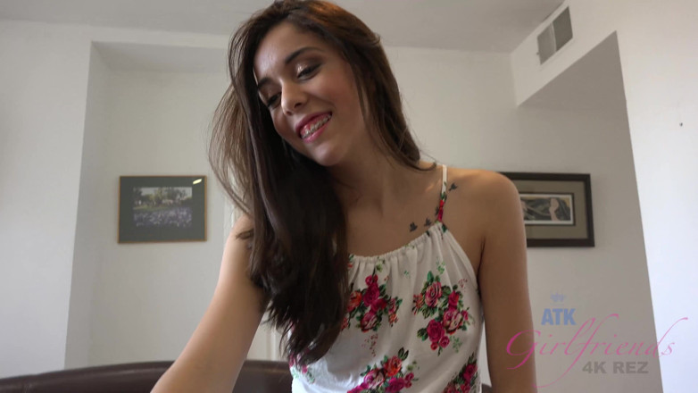 ATK Fans (Girlfriends): Kristina te acaricia fuerte