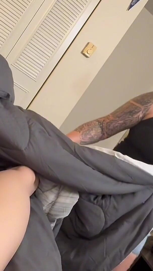 CoupleLove91783: Horny Stepmom Sucks and Fucks Lazy Stepson After Seeing His...