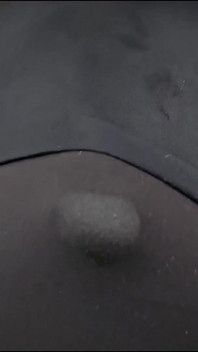 Ngentot dildo baruku pakai bodysuit sebelum muncrat tanpa tangan
