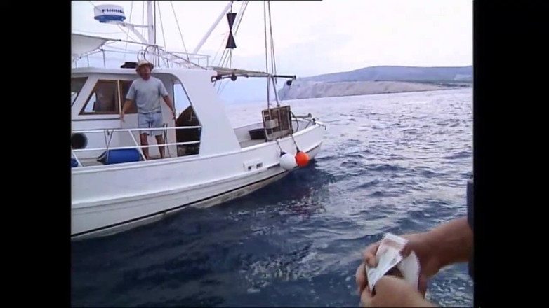 MMV films - The Original: Güzel büyük memeli deniz kızı denizde büyük yarakla sikiliyor ve...