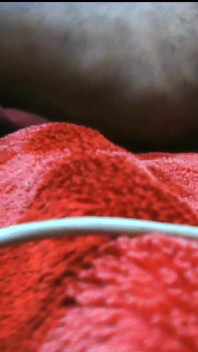 バストのバヌーのアナルはペニスでセックスされ、それを楽しんでいた。彼女はアナルとアソコを愛撫していた