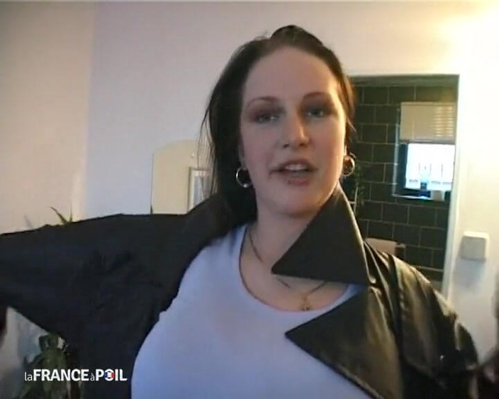 French Family Secrets: Holky na lopatu pro velmi sexy show!