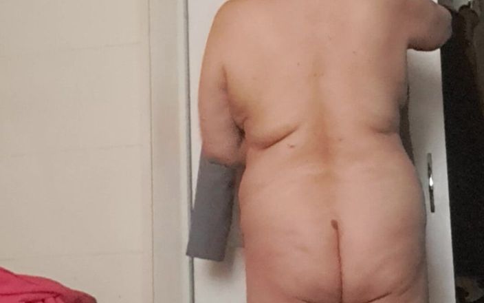 Mommy big hairy pussy: Máy bay bà già bắt đầu một ngày