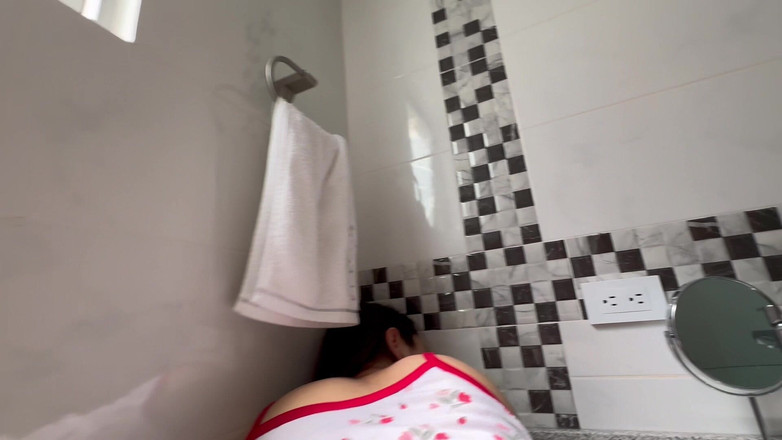 Porntner: Menakjubkan Fuck Keldai Kakak Tiri Saya Di Bilik Mandi