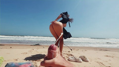 SexTravelers: Já- Dospívající dívka masturbuje na nudistické pláži, hladí nohy a...