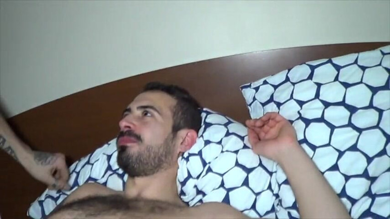 Gaybareback: Koldo Goran folla un twink a pelo