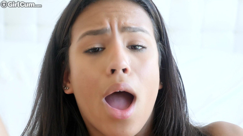 GIRLCUM: Busting Godaan