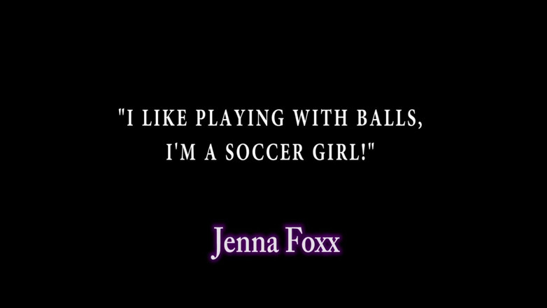 Jenna Foxx: A jenna foxx piace giocare con le palle !!