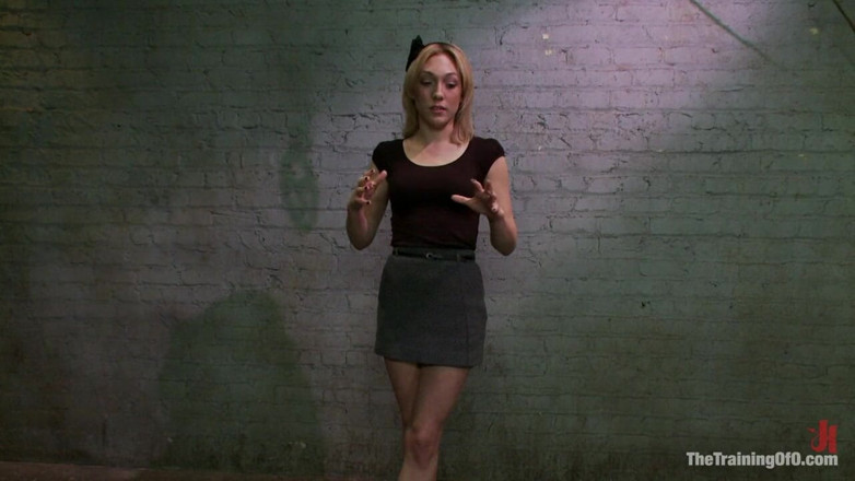 The Training of O by Kink: Лілі Лабо, день 1