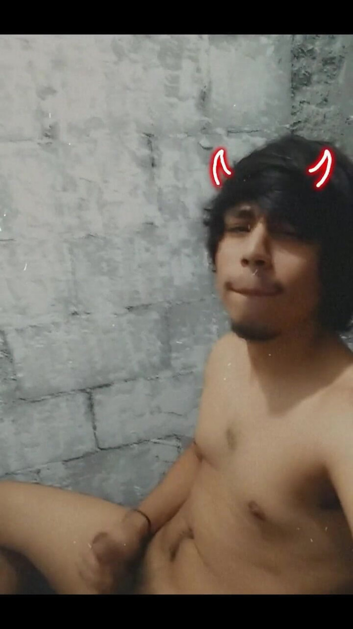 AlexAlejandro13: Lucifer