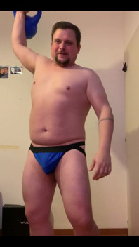 It Was Inspiring to Work Out Watching Porn. Spoiler: I End up Jerking off