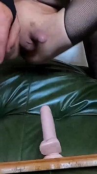 Ben büyük popomla Fransız orospu femboy trav sissy ile sevişiyorum