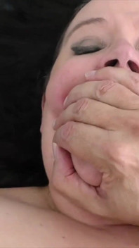 Grote mooie bimbo wil het! Jessica Lust dik meisje neuken!