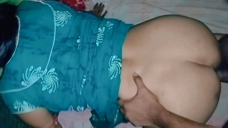 NituRandi94: Une belle-mère desi se fait libérer