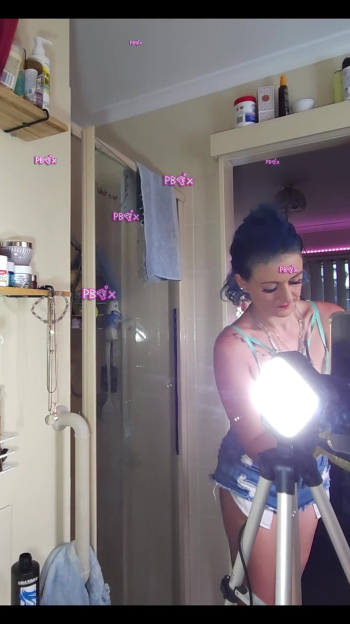 Princess Bubblegumx: Fată grwm Alt care îmi vopsește părul albastru Petrecere dans și distracție...