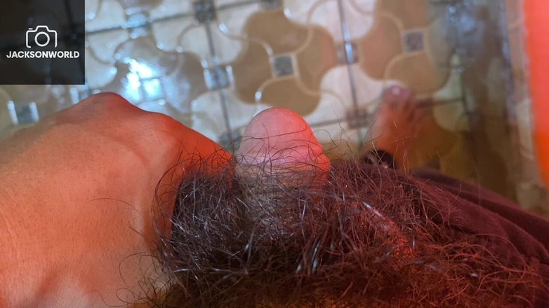 Jackson World: Sesi maslahatku sendirian di balik pintu tertutup di kamar kosong