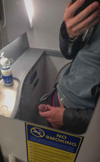 GayDuplo: Ve iki uçakta mastürbasyon kısa bir derleme xd